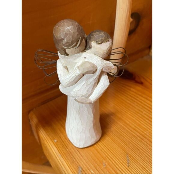 WILLOW TREE Angels Embrace Figurine 5" - Picture 3 of 4